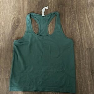 Green Lululemon Swiftly Tech Tank Top (Size 6)
